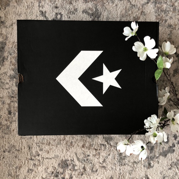 Chuck Taylor All Star Lugged Platform 2.0 Autumn Floral Embroidery - Picture 8 of 9